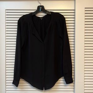 Babaton/Aritzia 100% silk top, size S